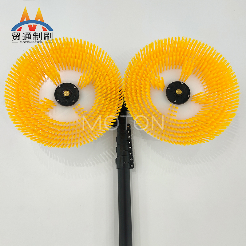 圆盘双刷头电动太阳能板清洁刷